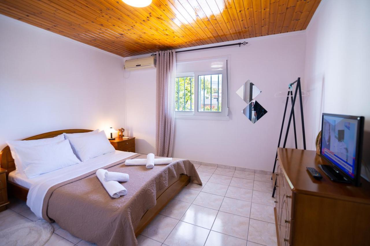 Oceanus Summer House Σαλαμίνα Εξωτερικό φωτογραφία