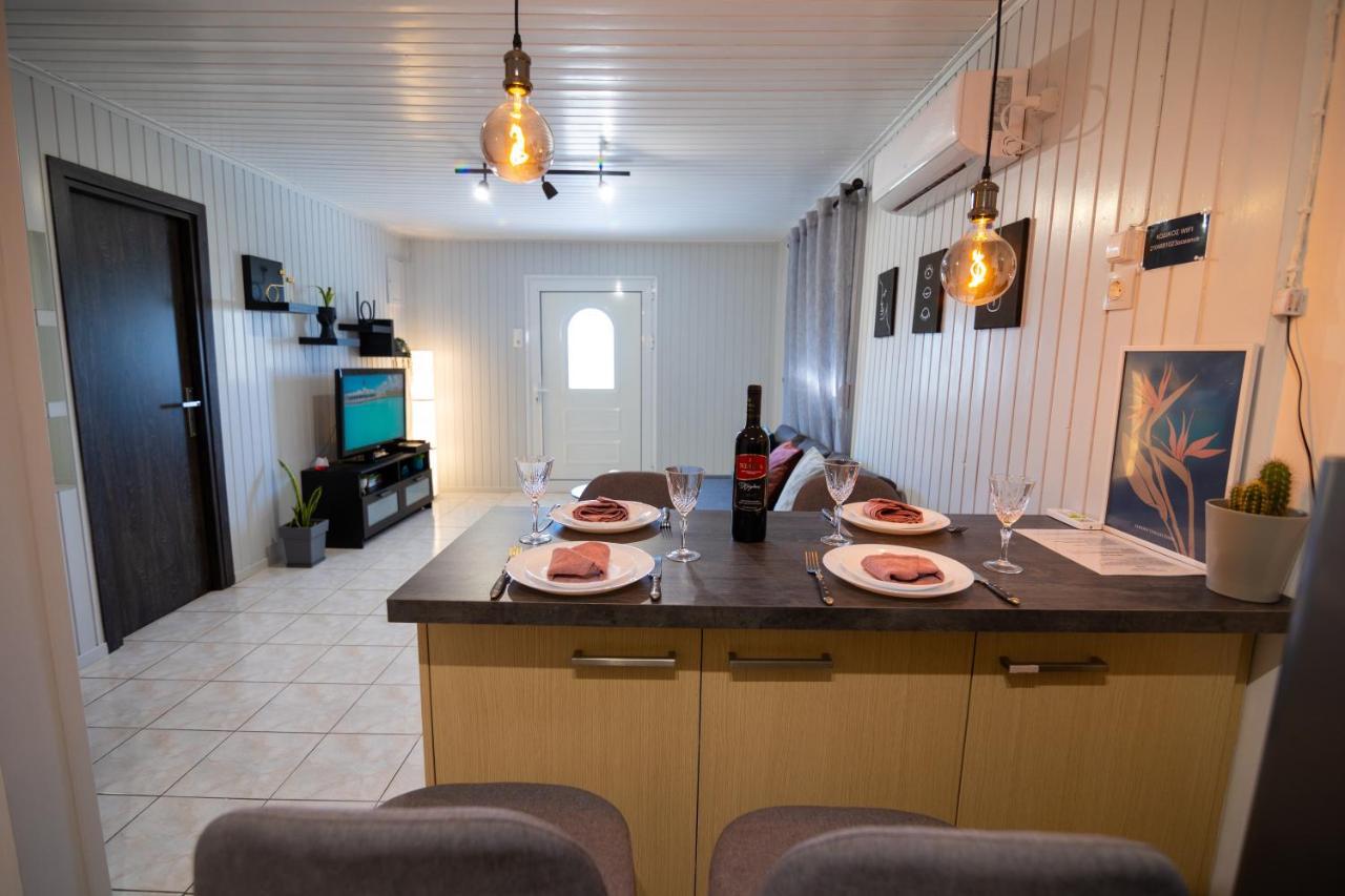 Oceanus Summer House Σαλαμίνα Εξωτερικό φωτογραφία